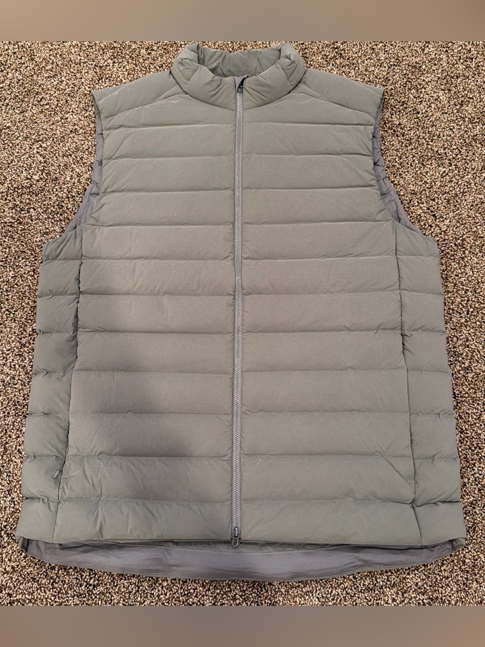 Men's Lululemon Sage Green vest